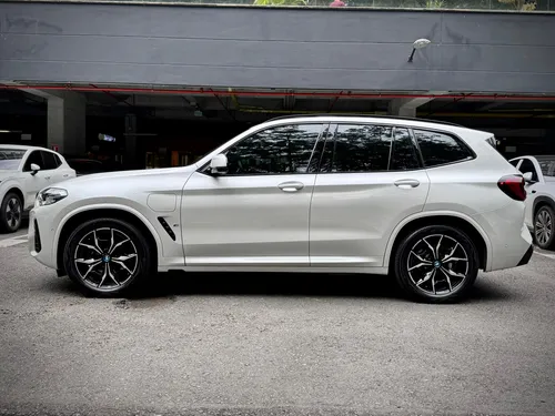 BMW X3 X drive30e ( hibrida)