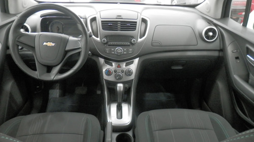 Imagem 10 de 10 de Tracker Lt 1.8 Aut. Flex***2016***completo***