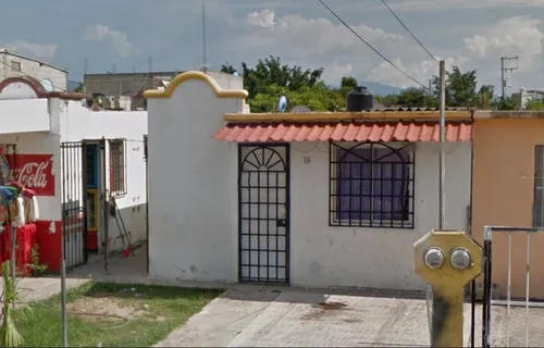 Venta De Casa En Calle San Carlos, Fracc. Santa Fé, Nayarit Recuperacion Bancaria Laab2