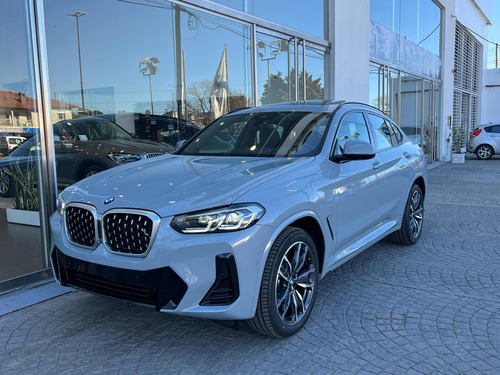 BMW X4 30i OKM 2025 XDRIVE 4X4 - Pack M