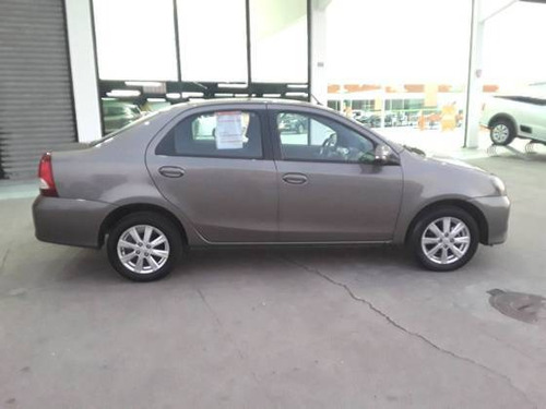 Imagem 9 de 9 de Toyota Etios 1.5 X Plus Sedan 16v Flex 4p Automático