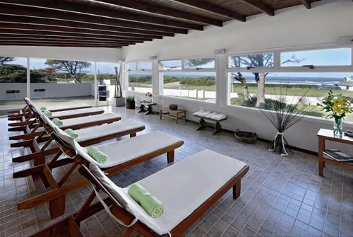 Terrazas Al Mar En Costa Del Este , Amplísimo Departamento Para 8 Personas Frente Al Mar 3 Al 10 Y 10 Al 17 De Febrero 24.