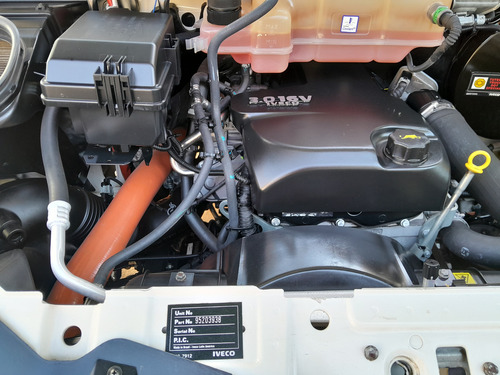 Iveco Daily 35s14 2018 Com Ar Condicionado Carroceria