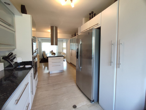 Imagen 18 de 30 de Venta Apartamento 166 M2/ 3h/ 2.5b/ 3p Colinas De Valle Arriba