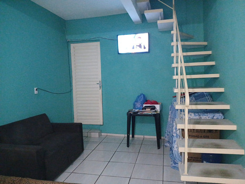 Vende-se Sobrado Com 2 Casas