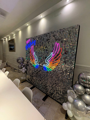 Alquiler Shimmer Wall Cartel Neon Para Eventos Y Cumpleaños Plateado