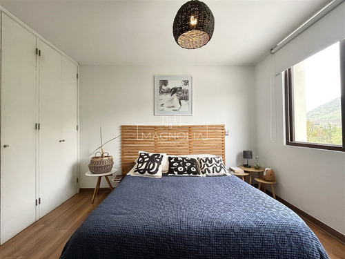Casa En Venta De 5 Dorm. Y Sauna En Chamisero