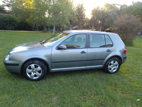 Volkswagen Golf 1.6 Comfortline 2004