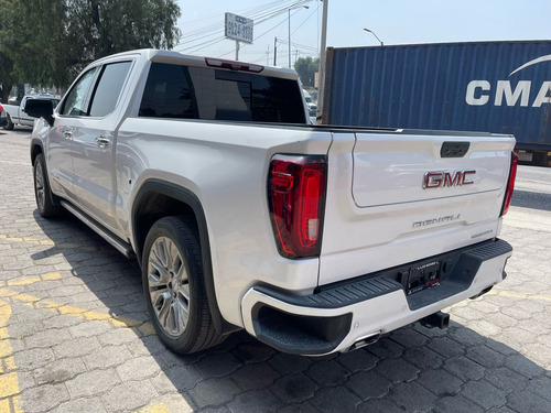 GMC Sierra 6.2 Denali Dvd At