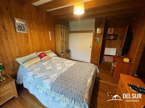 Casa Estilo Sureño En Loteo Consolidado