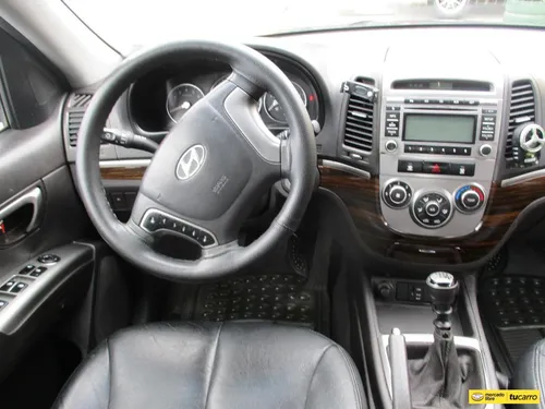 Hyundai Santa Fe Gl 4x2 2400cc Mt Aa