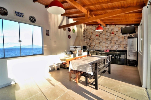 Imagem 7 de 30 de Casa De 500 M² De Área Construída Com Vista E Acesso Exclusivo Para O Mar! - 4647
