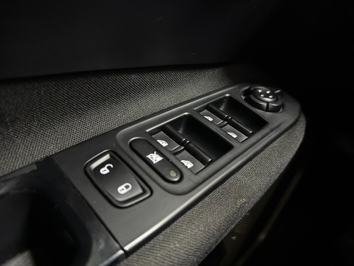 Jeep Renegade RENEGADE SPORT 1.8 4X2 FLEX 16V AUT.