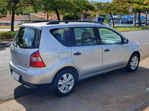 Imagem 3 de 7 de Livina 1.6 S Mecânico 2011 Apenas 90 Mil Km