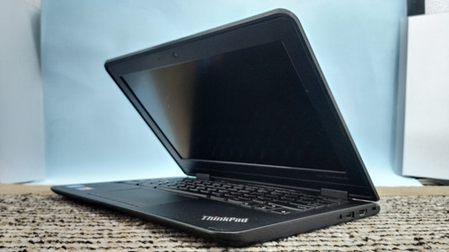 Thinkpad 11e Chromebook (Usado)