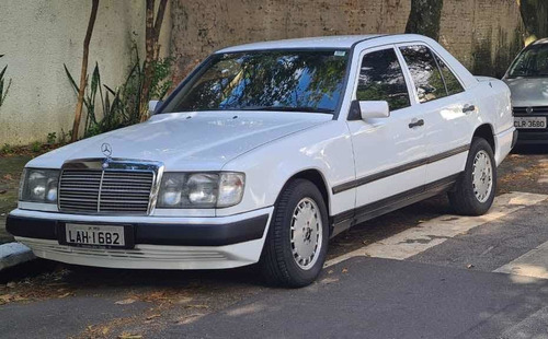 Imagem 10 de 12 de Mercedes E Class W127 300d