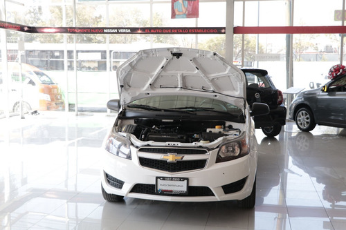 Imagen 4 de 15 de Chevrolet Aveo 2018 1.6 Ls Mt