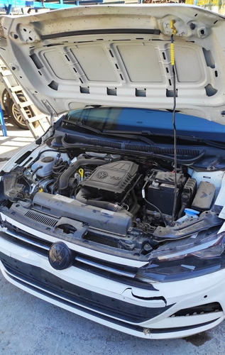 Imagem 3 de 6 de Sucata Volkswagen Polo Tsi 2020 Para Retirada De Peças
