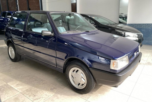 Imagen 2 de 8 de Fiat Uno