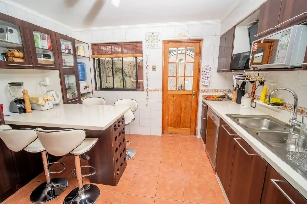 Imagen 4 de 14 de Venta Casa Pasaje Playa Lobito En Iquique De 4d