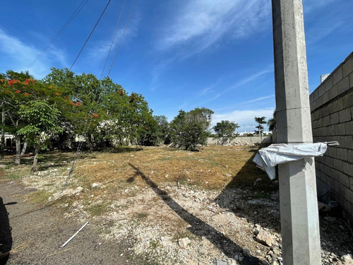 Imagen 4 de 14 de Terreno En Venta En Privada Residencial 30m De Frente $2,490m2