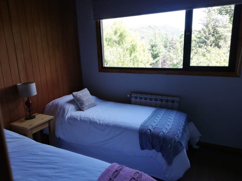 Imagen 11 de 25 de Cabañas Turística Lago Moreno Bariloche