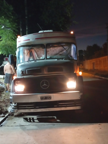 Mercedes 1112