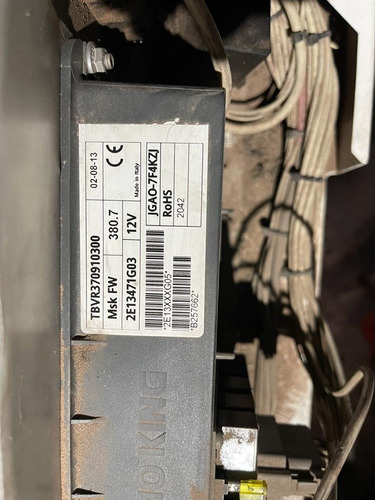 Imagem 11 de 17 de Aparelho Termo King V300 Max 12 Volts Ano 2013 Completo.
