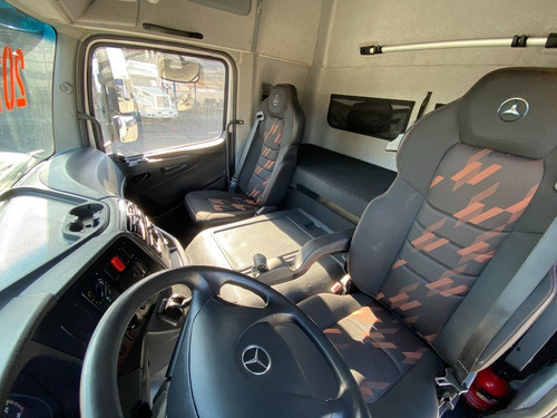 Imagem 8 de 23 de Mb Atego 2430, Truck 6x2, 2019. Chassis 10 Metros