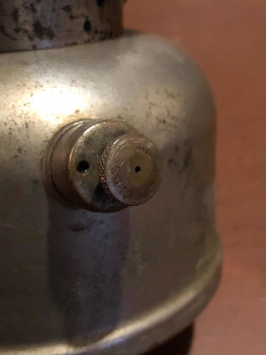 Antigua Lámpara Coleman Modelo 236 (Usado)