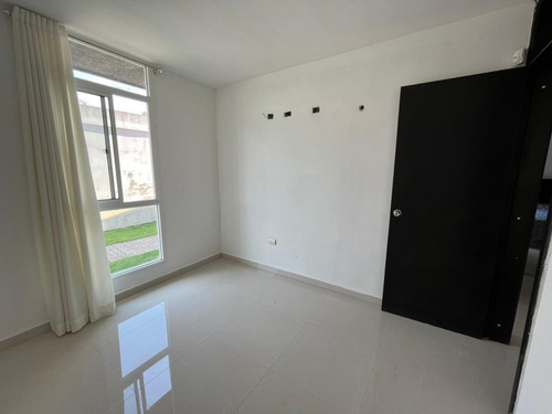 Imagen 11 de 15 de En Venta Apartamento En Residencias La O Av. 19 De Abril