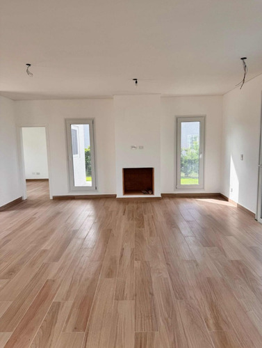 Venta De Casa En El Naudir A La Laguna