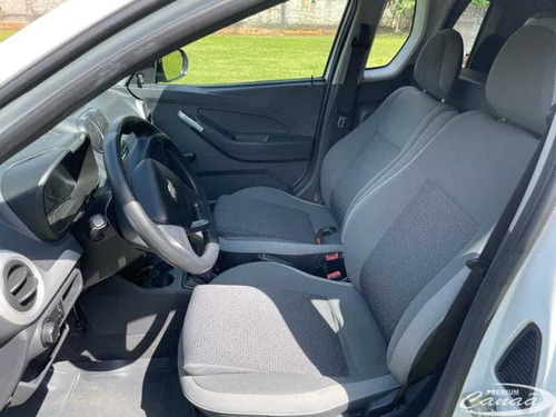 Imagem 12 de 15 de Chevrolet Montana Bau Flex // Periciada Aprovado