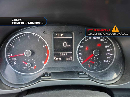 Volkswagen Fox 1.6 MSI TOTAL FLEX CONNECT 4P MANUAL