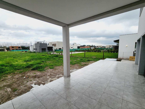Casa 4 Amb Venta Barrio San Pablo Pilar A Estrenar