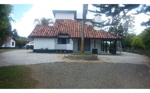Casa En Arriendo En Guarne