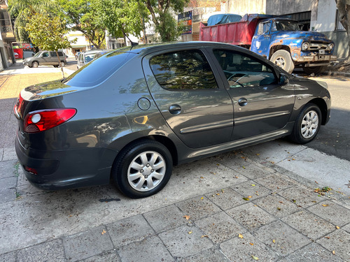 Peugeot 207 1.4 Sedan Xs