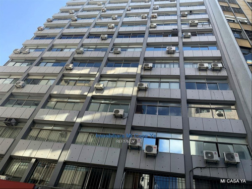 Imagen 3 de 17 de Venta Oficina Cordón Con Portería 24hs,vista Despejada