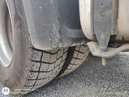 Imagem 6 de 9 de Daf 510 6x4 Baixo Km Financiamos