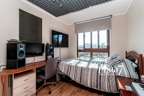 Impecable Moderno Semi Nuevo