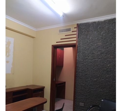 Imagen 3 de 14 de Oficina En Tazajal, Naguanagua, Cc Biarritz