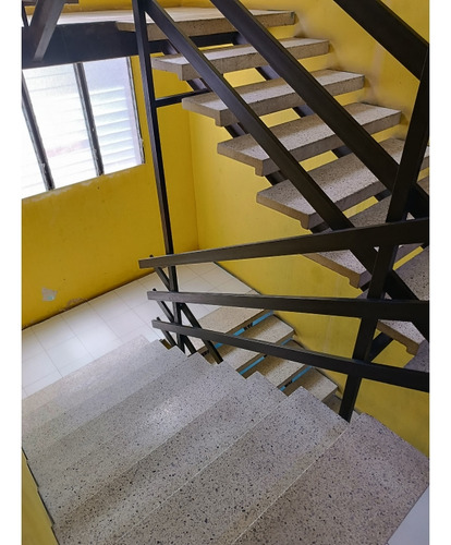Apartamento En Res. Los Robles Ve17-068av-mtru