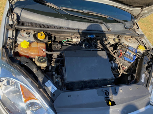 Ford Fiesta Sedan 1.6 Rocam Se Flex 4p