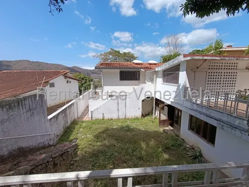Se Vende Casa En Prados Del Este