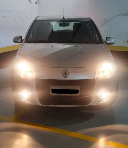 Imagem 2 de 15 de Renault Sandeiro Privilège Hi-flex 1.6 8v 5p