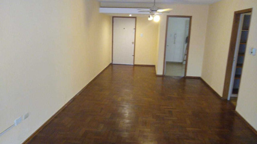 Imagen 4 de 17 de Depto. En Venta De Tres Dormitorios Mas Escritorio Sobre Rondeau 264