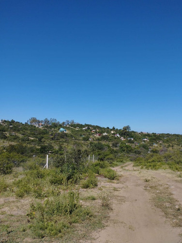 Lote De 2000 M2 En Tanti En Un Excelente Entorno