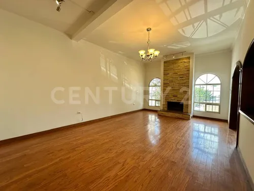Casa En Venta Col. Abraham Gonzalez, Chihuahua