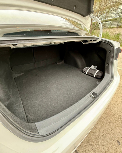 Toyota Corolla Sedan Xei Cvt