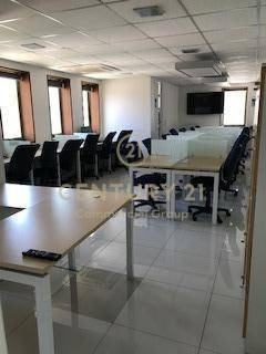 Imagen 7 de 17 de Vendo Espectacular Oficina En Pleno Barrio El Golf